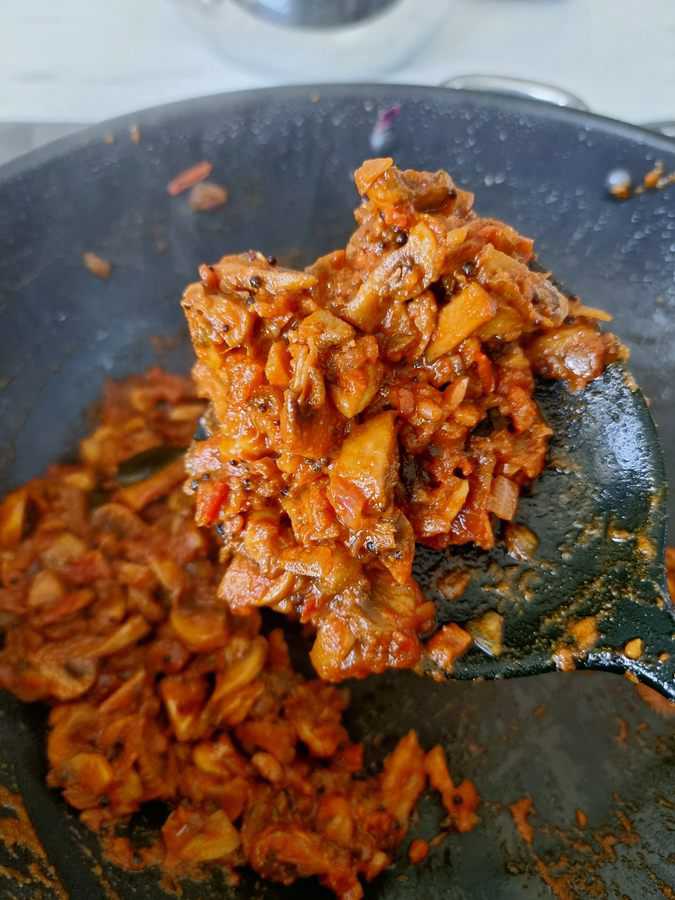 Spicy Mushroom Thokku ready