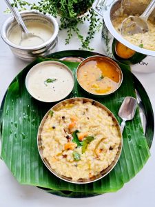 Oats ven pongal weight loss breakfast recipe, indian oats recipe