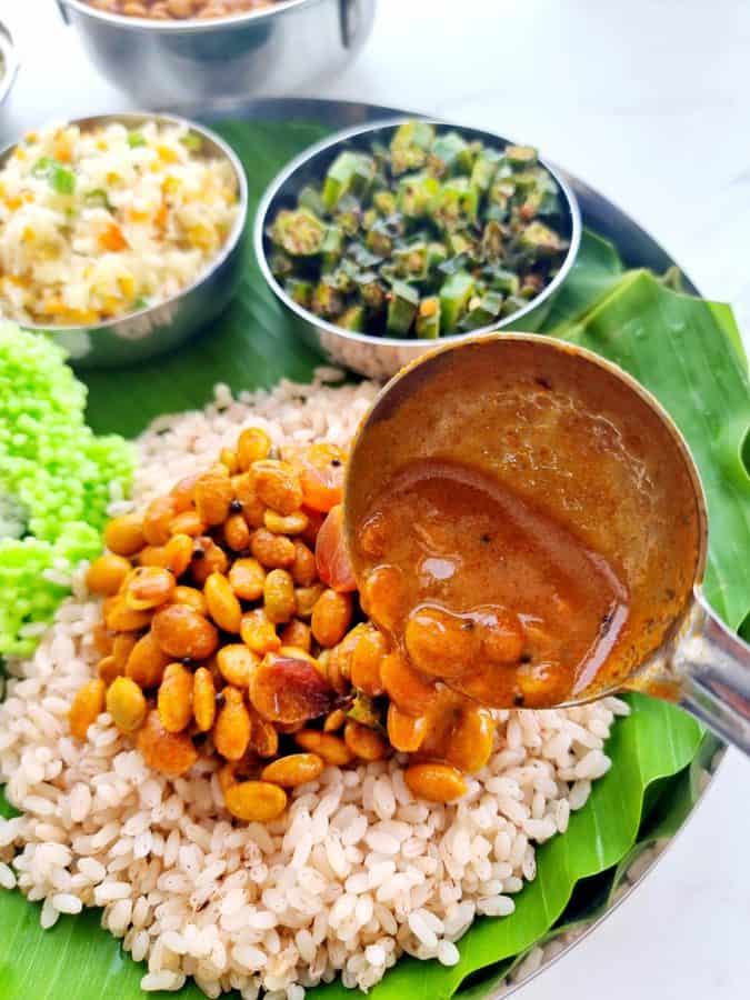 Thengai Paal Kulambu Recipe, Instant Coconut Milk Kuzhambu using Store