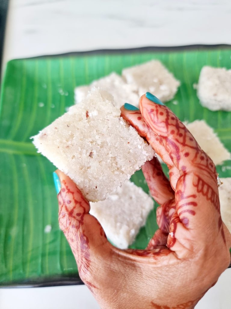 Coconut Burfi with Fresh coconut, How to make TamilNadu Traditional Thengai Burfi(Diwali Sweets)